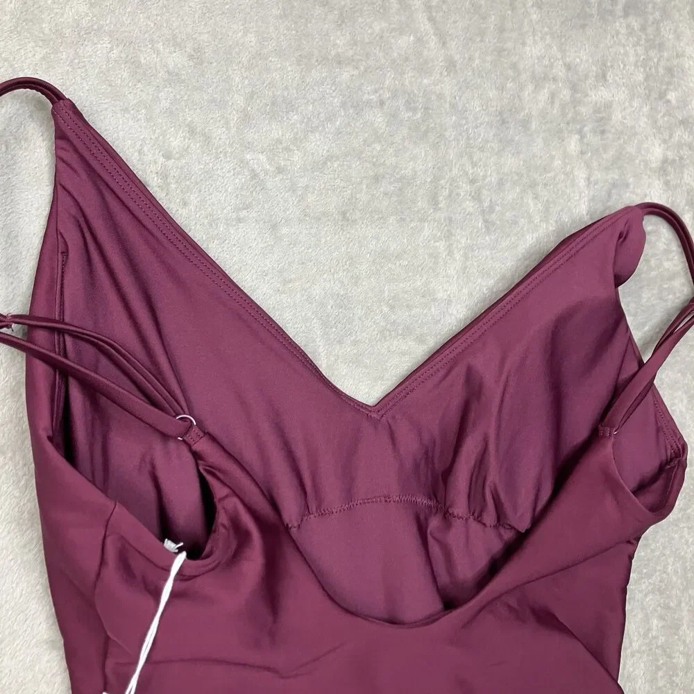 J Crew Classic Sculpt Lana One-Piece Womens 10 Burgundy Luxe Beach Resort CI367